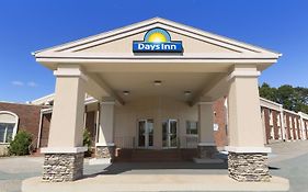 Days Inn By Wyndham Bridgewater Conference Center